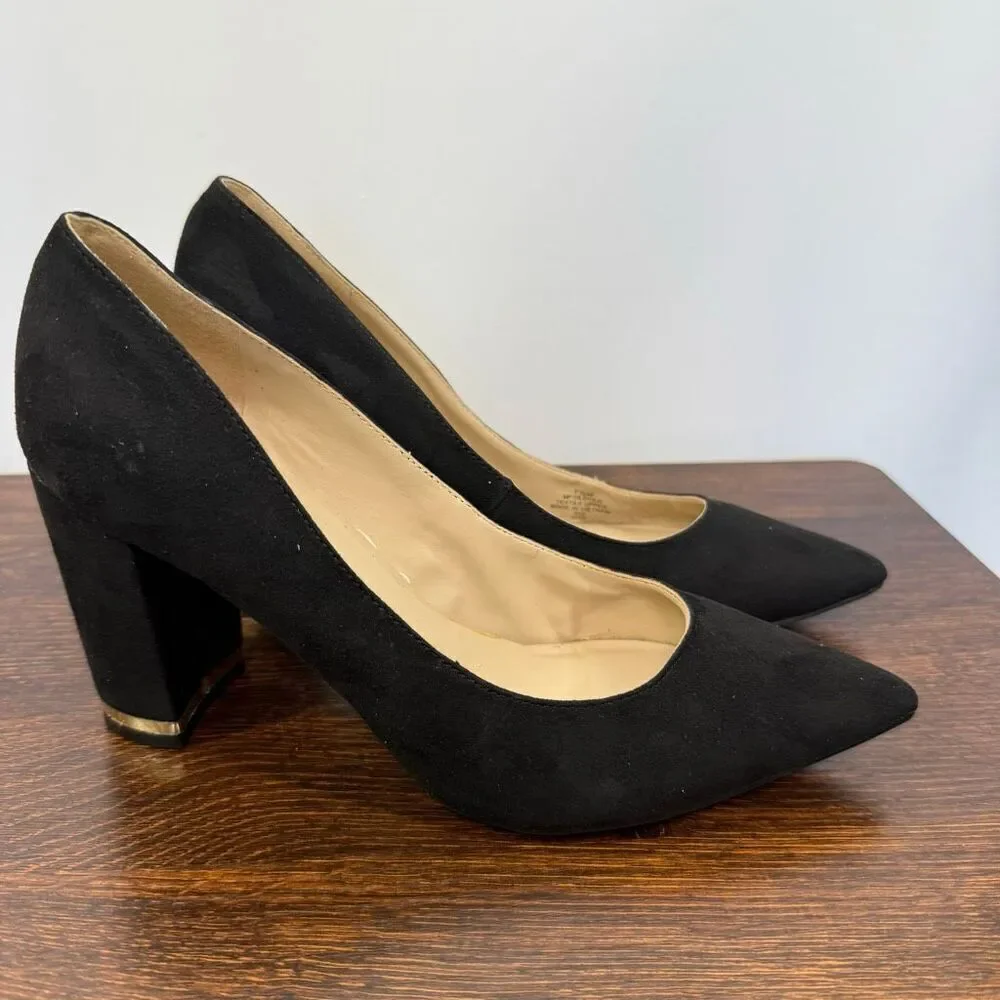Marc Fisher Women’s  MFGILDY5-R black suede gold 3.5” heel pump shoe size 7.5